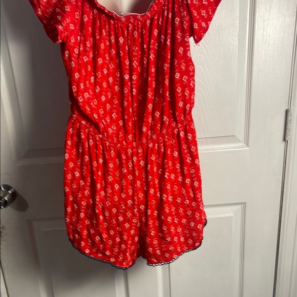 Red Bohemian Short Sleeve shorts - Picture 4 of 8